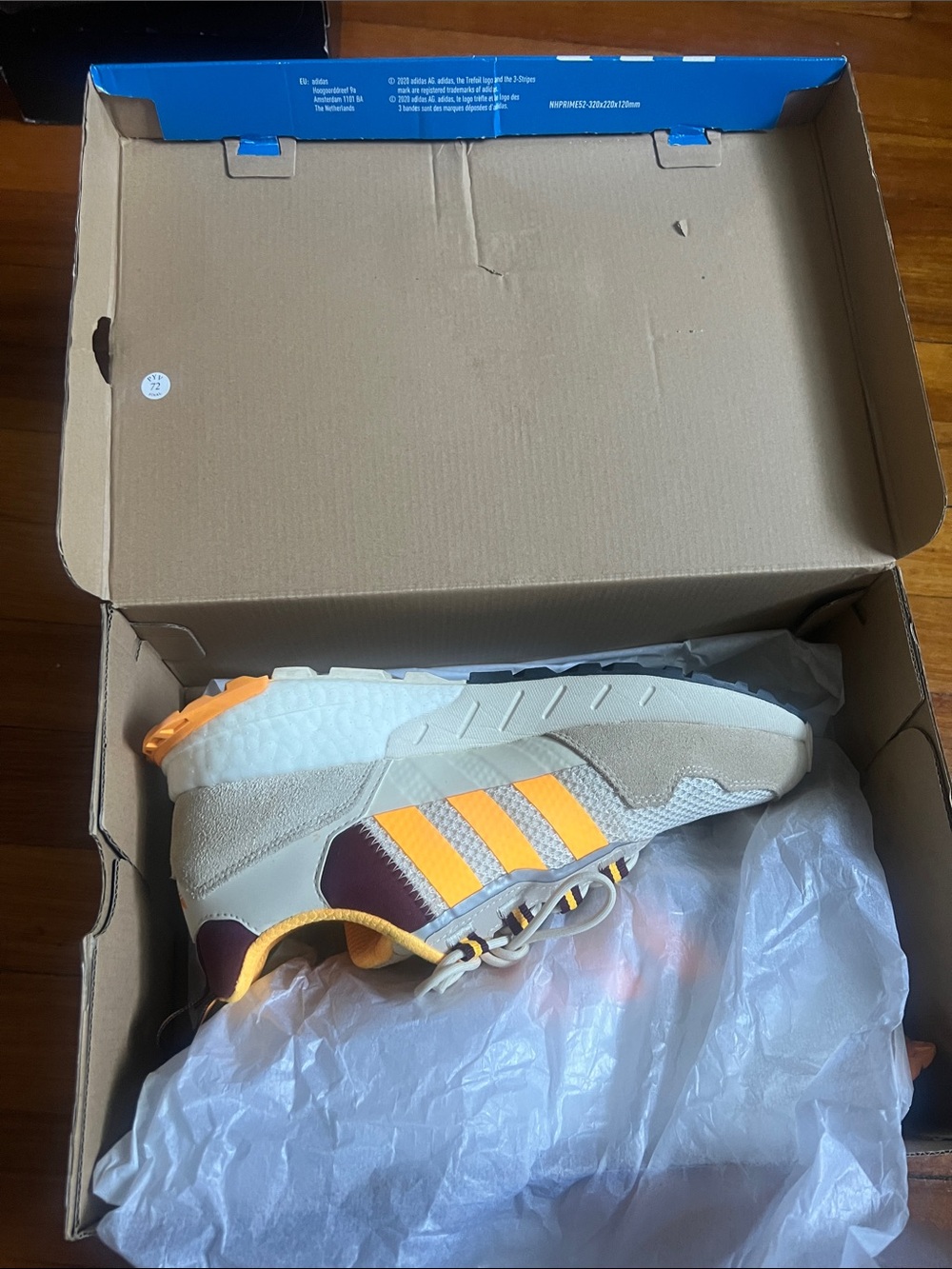 Addias “wonder whute solar gold” zx 1k boost